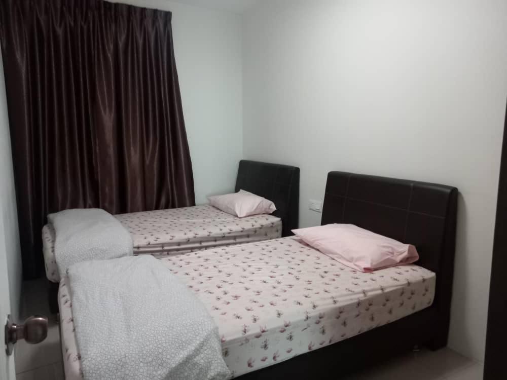 K. Riverfront Apartment Ipoh Exterior foto