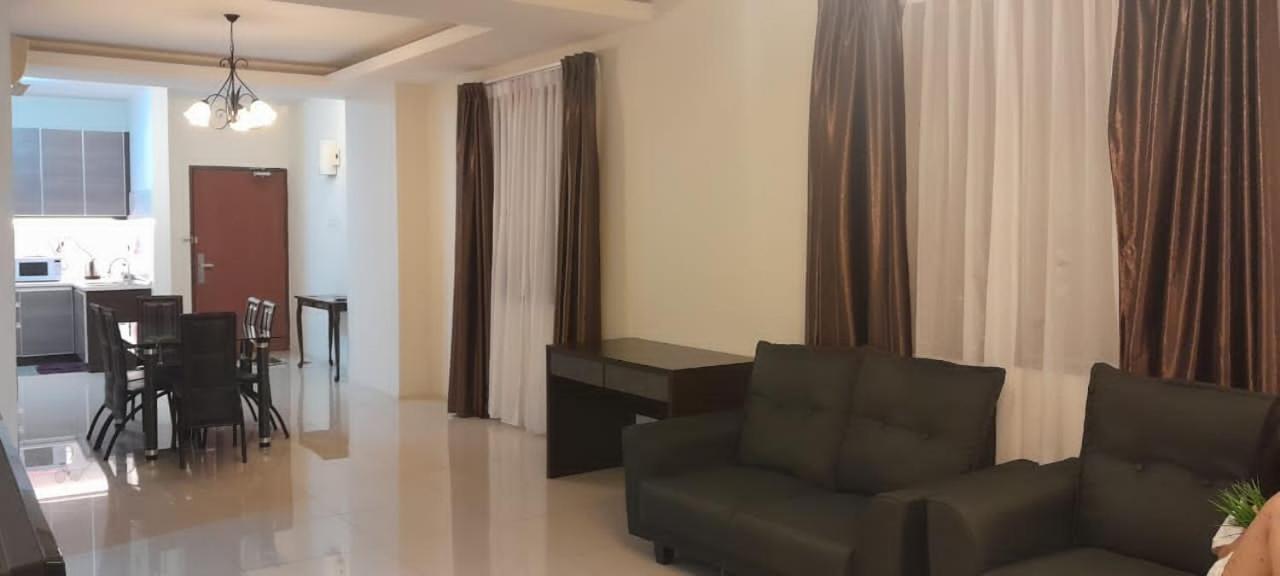 K. Riverfront Apartment Ipoh Exterior foto